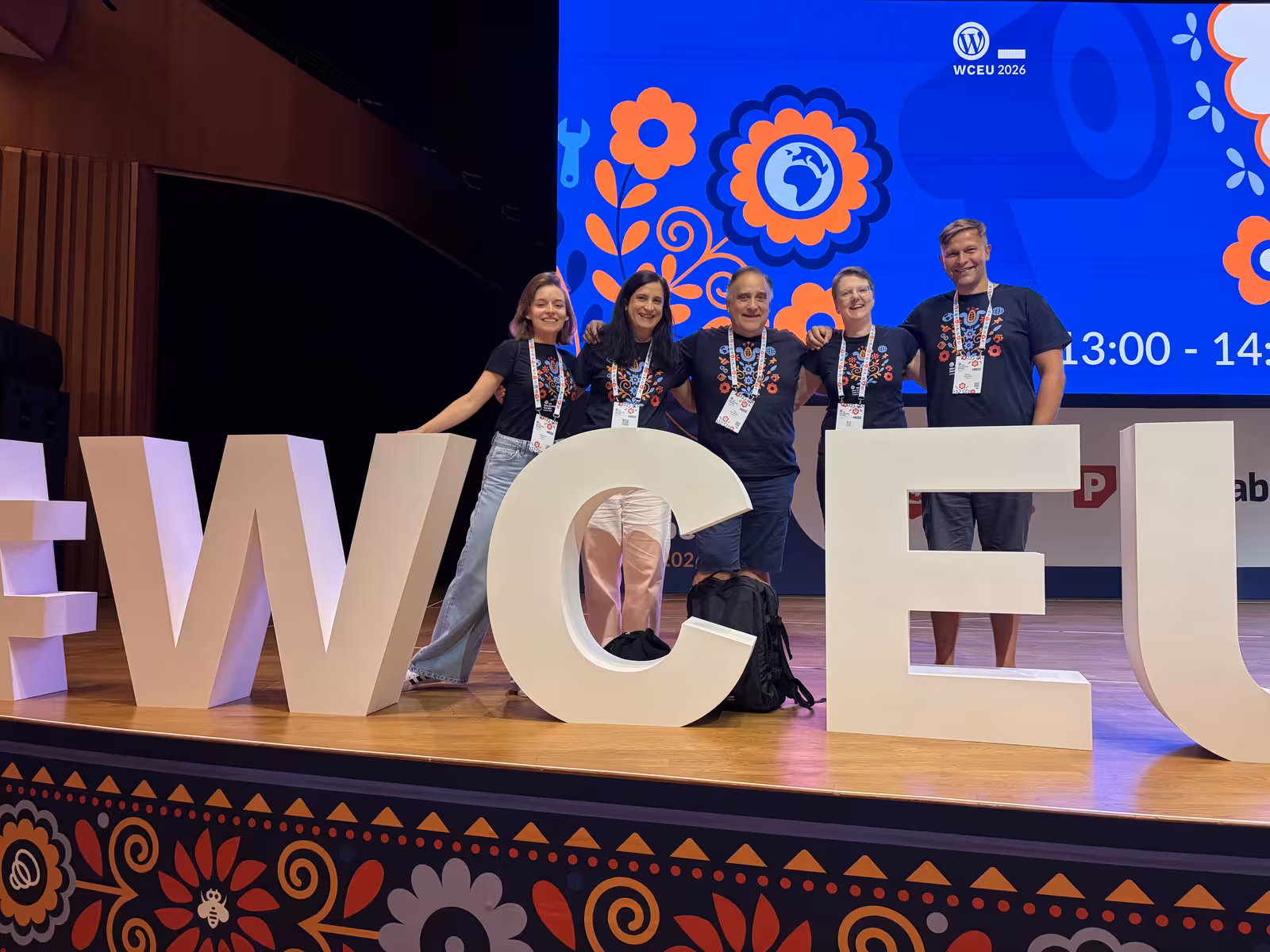 Auditório cheio para a keynote do CERN no WCEU 2026
